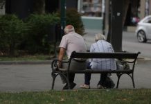 Izuzetno važna obavijest za penzionere, isplata penzija zavisi od jednog dokumenta Izuzetno važna obavijest za penzionere, isplata penzija zavisi od jednog dokumenta - featured image