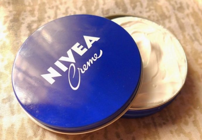 ZNATE DA JE “plava Nivea” DOBRA, ALI VAM NISU REKLI SLJEDEĆE: Broj 3. će vas iznenaditi! - featured image ZNATE DA JE “plava Nivea” DOBRA, ALI VAM NISU REKLI SLJEDEĆE: Broj 3. će vas iznenaditi! - featured image