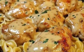Piletina s puter-nudlama iz jedne tave 🍗🍝 Savršeno za užurbane večeri! Piletina s puter-nudlama iz jedne tave 🍗🍝 Savršeno za užurbane večeri! - featured image