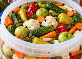 OVAKO TURŠIJA OSTAJE ČVRSTA I HRSKAVA: Provjeren recept za bure od 30 litara OVAKO TURŠIJA OSTAJE ČVRSTA I HRSKAVA: Provjeren recept za bure od 30 litara - featured image