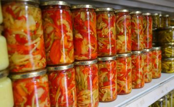 JEDITE LJETNU SALATU I ZIMICU – paradajz, paprika, krastavac ZIMSKI RECEPT bez kuvanja